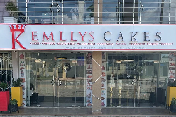 Kemllys Cakes - Accra, Ghana